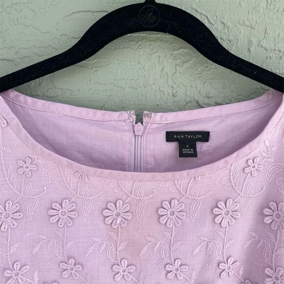 Ann Taylor Daisy Floral Applique Embroidered Shift Lilac Lavender 3/4 Sleeve - Picture 11 of 13
